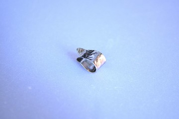 鈦金屬耳骨夾・水滴造型鈦金屬耳骨夾・銀色・D