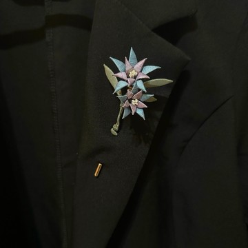 【定製展示】阿里山龍膽纏花胸針