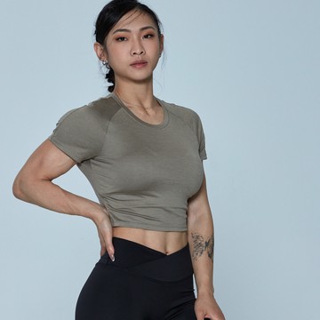 Skin³ 親膚拉格蘭短版短袖