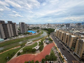 竹北華興重劃｜景觀大2房平車《皇普雲鼎》河岸視野｜新竹縣竹北市光明六路