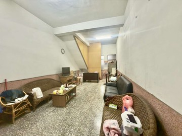 縣府商圈8米路透天｜屏東縣屏東市崇武路
