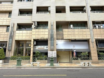 低單價買到賺到｜11.5米面寬金店稀有釋出｜高雄市苓雅區信守街