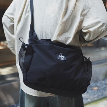 sobag簡約日系大容量單肩斜斜尼龍布包男防潑水通勤純色休閒布包