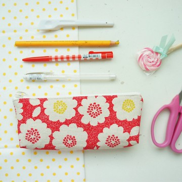 Lovely日本布【花朵筆袋、紅】工具袋