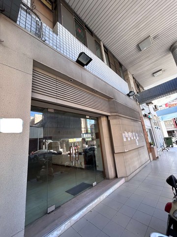 方姐推推❤️‍東光國小文青方正1-3樓店面B｜高雄市三民區清明街