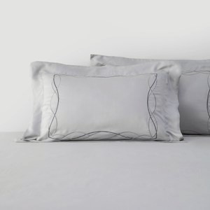 克萊歐雙色刺繡500織天絲歐式枕套2入 月石灰