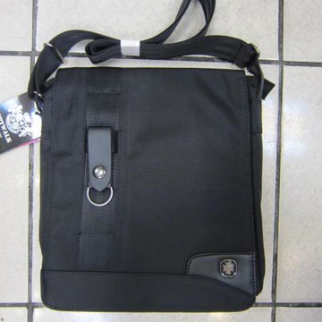 ~雪黛屋~SPYWALK肩側包書包扁包隨身物品防水尼龍布+皮革材質可放10吋平板014-1536黑
