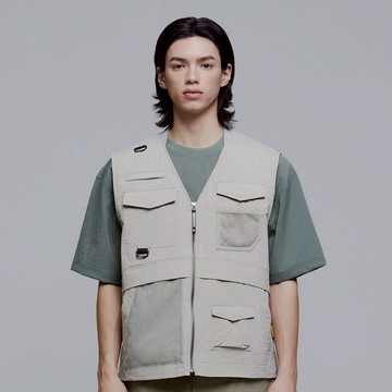 男裝 工裝網布 釣魚背心 - 米色