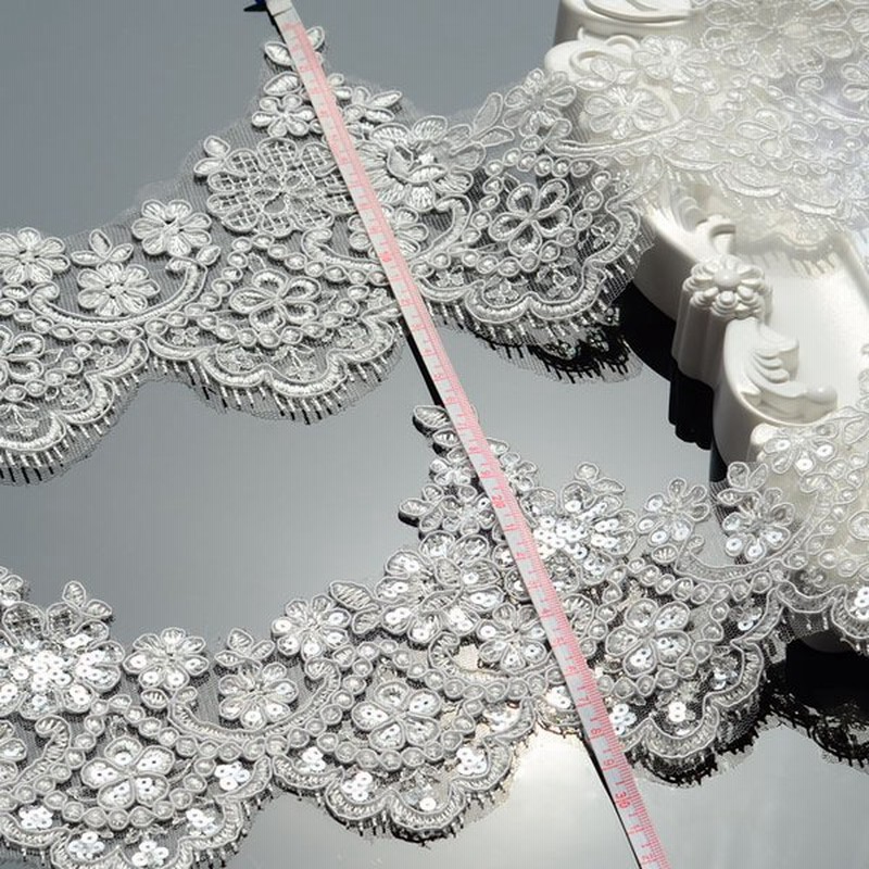 1ヤードホワイト アイボリーコーディング生地 スパンコール 花 ヴニーズヴェネツィア メッシュレース 13センチメートル 通販 Lineポイント最大get Lineショッピング