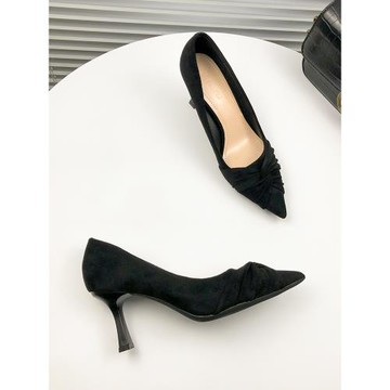 黑色高跟鞋女中跟2023年春秋新款淺口尖頭簡約通勤不累腳職業單鞋