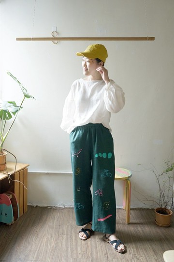 手工印花漂亮森林綠亞麻口袋寬褲 - 山稜 / 大腳小狗