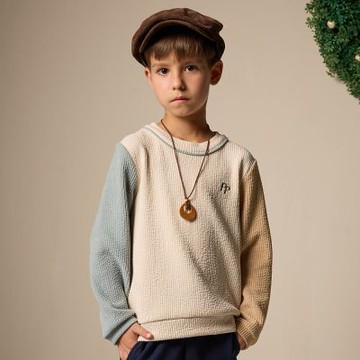 PIPPY 活潑袖子撞色拼接圓領長袖上衣 卡其-145