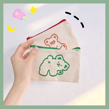 ins韓國簡約刺繡小熊零錢包化妝包少女風可愛軟糖熊雜物收納小包