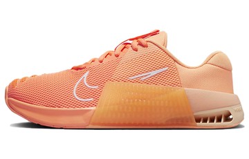 WMNS METCON 9 AMP ATOMIC ORANGE