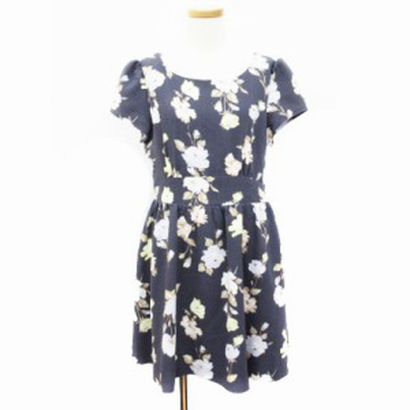 中古 ダズリン Dazzlin ワンピース ミニ 半袖 花柄 パフスリーブ M 紺 ネイビー Ca キ28 1店 Ka0117 レディース 通販 Lineポイント最大1 0 Get Lineショッピング