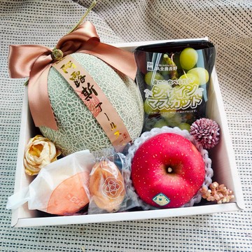 【角落菓食】 阿露絲哈密瓜+日本麝香+日本蘋果+日本蜜柑+日本柿餅綜合水果禮盒