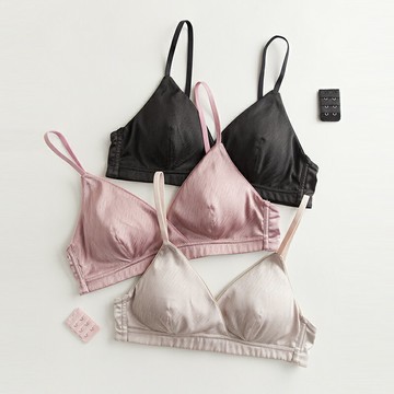 法式三角杯內衣女薄款純色緞面夏季青年文胸大胸顯小簡約無鋼圈