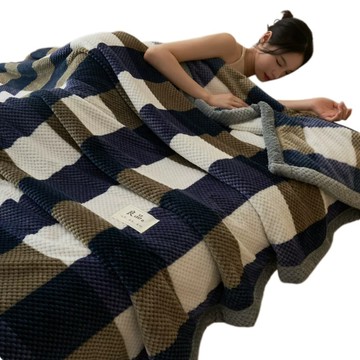 毯子 意馳 YICHI 毛毯 230x250cm 加大雙人毯 鋪蓋兩用 被子 薄款午休蓋毯 空調午睡小毯 沙發毯 細膩豆豆絨