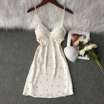 性感睡衣女生春夏季冰絲可愛帶胸墊短裙愛心甜美蕾絲吊帶新款睡裙