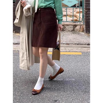 大碼咖色燈芯絨半身裙女中裙秋冬高腰顯瘦a字半裙防走光包臀短裙