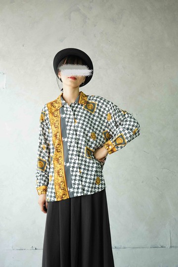 尋寶古著-華麗巴洛克風格灰白千鳥格印花復古襯衫