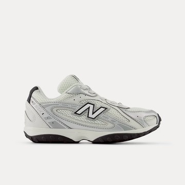 【NEW BALANCE】204系列 童鞋 休閒鞋 運動鞋 中大童 男童 女童 白銀黑 P204L9VE