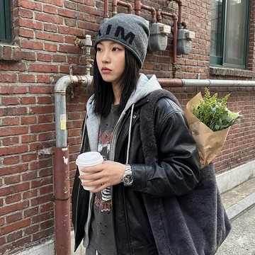 【梨花HaNA】買一送一圍巾 冬日目標．AIM 字母極簡羊絨感毛帽