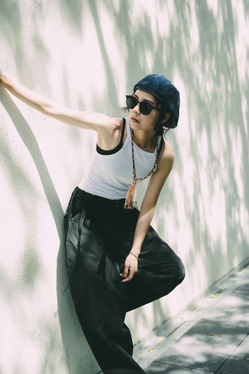 北美削尖細帶背心 - 2色 - 削白