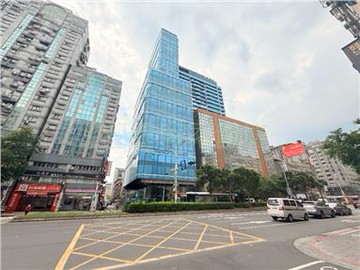 大搶手大降價❗獨賣南京三民捷運黃金3房~土地大｜台北市松山區南京東路五段