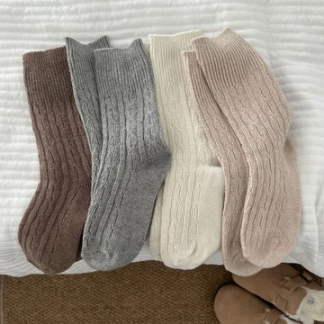 ✨精選好物✨襪子女冬天 復古加厚襪子 韓國ins麻花紋 中長筒襪子 保暖堆堆襪女羊毛襪  秋冬加厚堆堆襪  襪子女