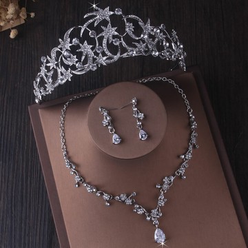 高端新娘結婚飾品婚紗套鏈鋯石水鉆皇冠項鏈耳環三件套2022款韓式