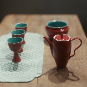 |勿念|《故宮紅》絳紅宋風玉蘭壺 茶具 茶壺 高足杯 紅色 新年