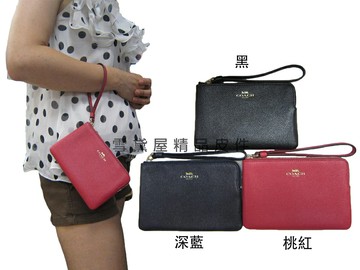 限時 滿3千賺10%點數↘ | ~雪黛屋~COACH 手拿包L拉主袋分類包國際正版保證手提手拿進口防水防刮皮革4.7吋手機附品證購證原吊牌F580321