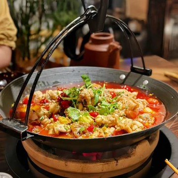 商用生鐵提籃吊鍋活動提手圓底老式吊鍋特色火鍋具無涂層鑄鐵炒鍋