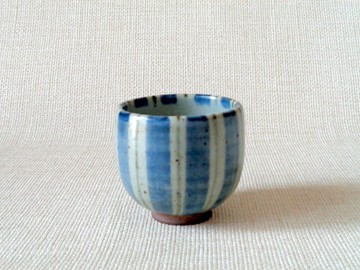 線條紋飾湯のみ a