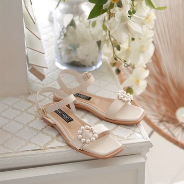 現貨優惠 -韓國人手製 MACMOC Sopy (IVORY) 花環帶涼鞋