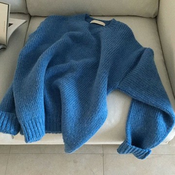 高級品質克萊因藍色馬海毛浣熊絨毛衣女2022春秋圓領寬松針織衫潮