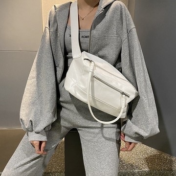 包包 側背包 包包女 大容量包包 單肩包 軟皮包包 大包包 健身包 個性包包 日系包包 613