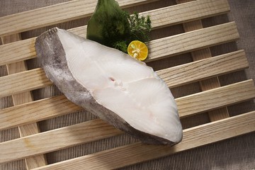 大比目魚-切片ZAK5L整件 (全無洞/9片/35%冰/6kg/件)#整件-1E6A【魚大俠】FH133