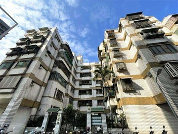 捷運宅｜華廈大四房｜小港二苓漢民｜高雄市小港區民益路