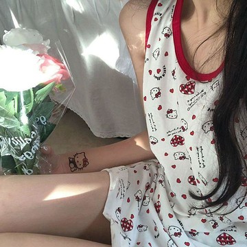 ✨臺灣出貨✨hellokitty無袖睡裙女夏季薄款小個子寬鬆休閒學生宿舍背心裙外穿