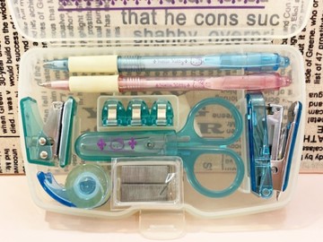 【震撼精品百貨】凱蒂貓_Hello Kitty~日本SANRIO三麗鷗 KITTY文具組/提盒-迷你線條#47806