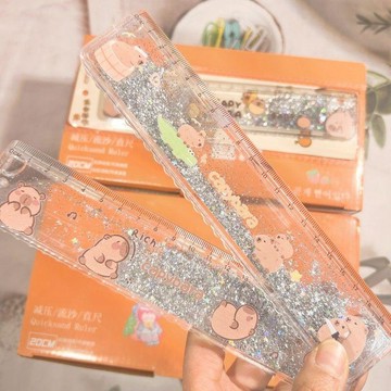 🔥台灣出貨🔥卡皮巴拉20cm流沙直尺小學生透明兒童卡通可愛直尺帶波浪線測量尺
