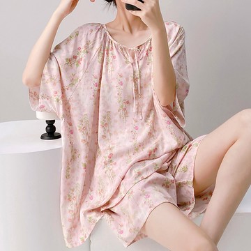 【韓國K.W.】KQN4589現貨韓國專櫃薔薇花藤涼感棉稠寛大休閒套裝睡衣(綁帶造型/大面印花/短褲)