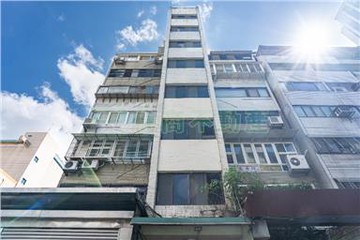 忠孝復興大4房電梯 承辦住商王貝娣 ｜台北市大安區仁愛路三段