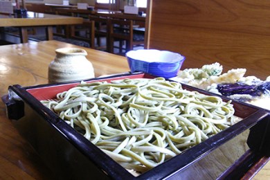 010-48丹沢茶うどん