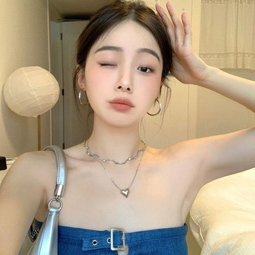 吊墜項鍊🌺秋冬甜酷愛心疊戴項鍊女高級設計感小衆鎖骨鏈網紅純欲風裝飾頸鍊防水防過敏鈦鋼項鍊 韓系項錬 首飾 項鏈 飾品