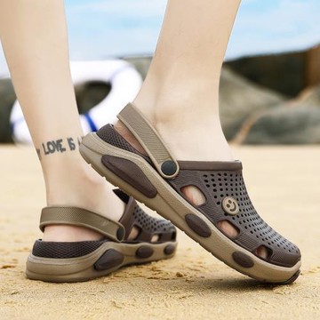 涼鞋男夏季防滑軟底溯溪情侶洞洞鞋百搭韓版潮流涼拖鞋男士沙灘鞋