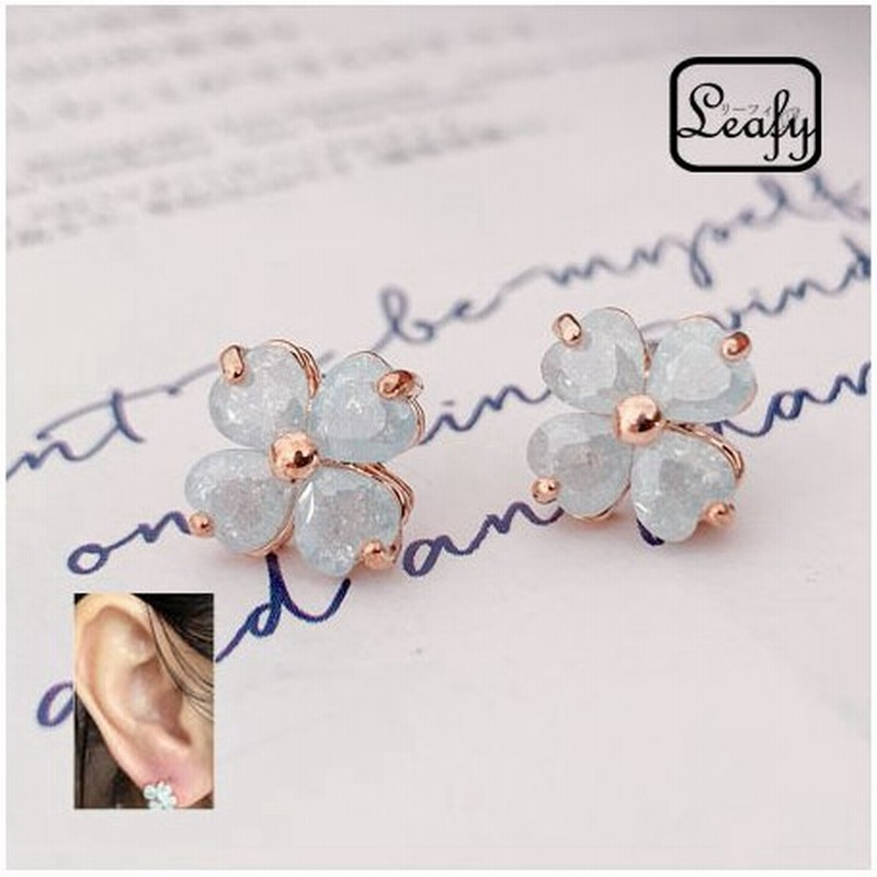 Leafy 幸運が訪れるクローバーモチーフピアス コーデに合わせやすいグリーンジルコニア 四つ葉はそれぞれ 幸運 愛 希望 信仰 を象徴すると言われています 通販 Lineポイント最大get Lineショッピング