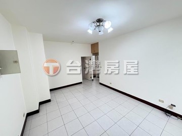 頂埔捷運劉3房車｜新北市土城區中央路四段